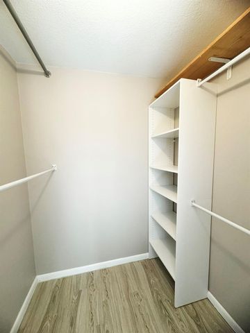 321 Sandtree Drive, Palm Beach Gardens, FL 33403