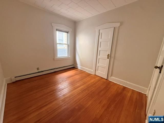 36 Demott 2, Clifton, NJ 07011