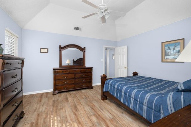 7894 HYMAN DR, Bartlett, TN 38133