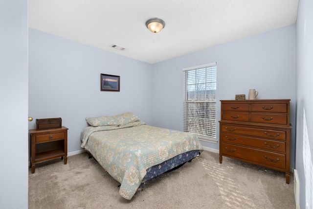 7894 HYMAN DR, Bartlett, TN 38133