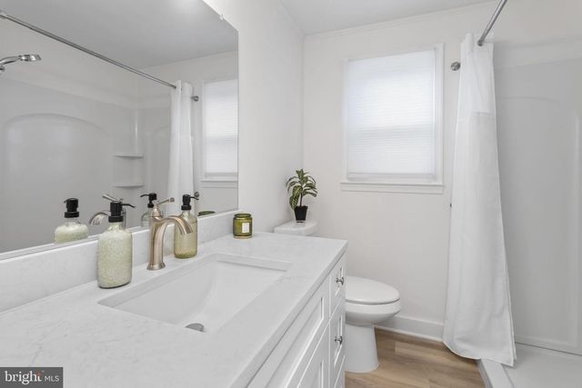 295 LANDER DR, Trenton, NJ 08619