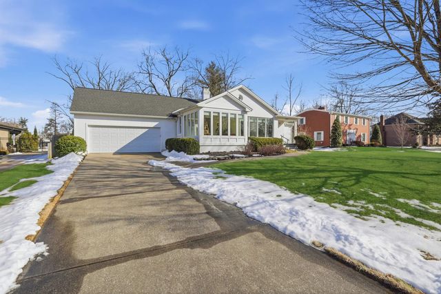 942 Plaza Drive, Evansville, IN 47715