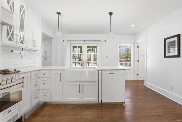 942 Plaza Drive, Evansville, IN 47715