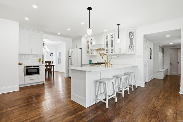 942 Plaza Drive, Evansville, IN 47715