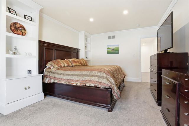 942 Plaza Drive, Evansville, IN 47715