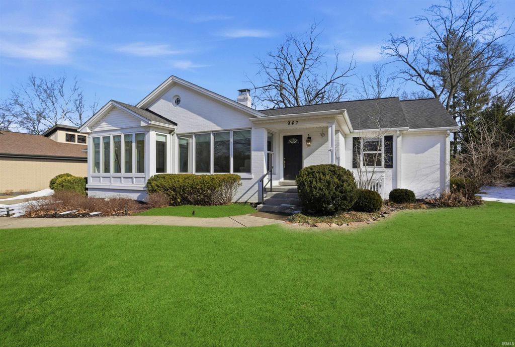 942 Plaza Drive, Evansville, IN 47715