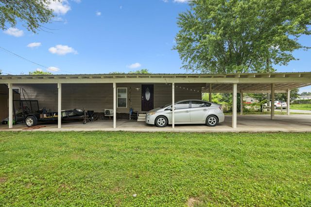 613 Sycamore Ln, La Vergne, TN 37086