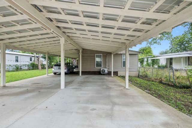 613 Sycamore Ln, La Vergne, TN 37086