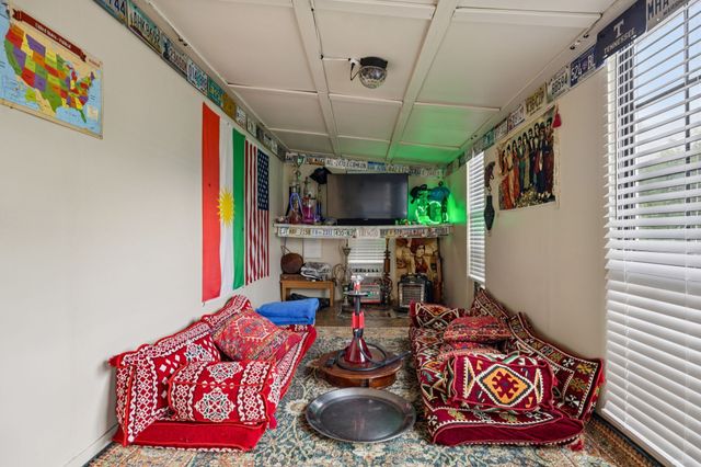 613 Sycamore Ln, La Vergne, TN 37086