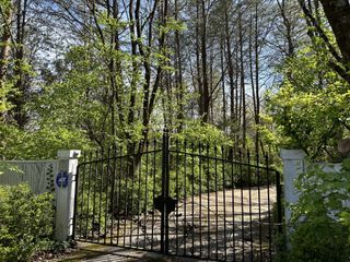 9665 Split Log Rd, Brentwood, TN 37027