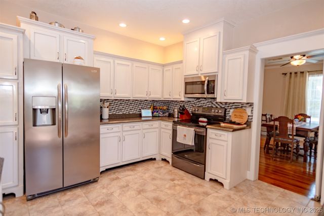 709 NE 2nd, Antlers, OK 74523