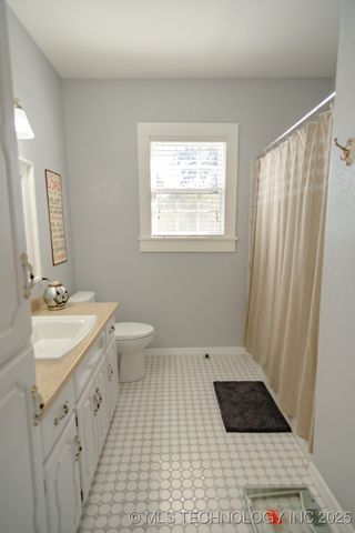 709 NE 2nd, Antlers, OK 74523