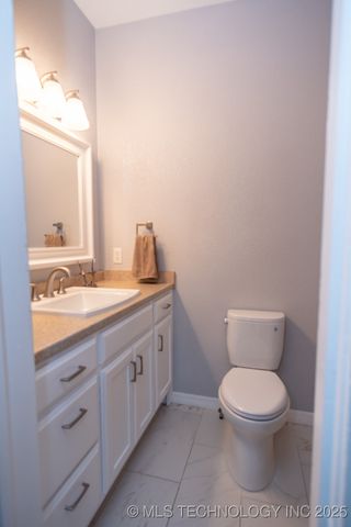 709 NE 2nd, Antlers, OK 74523