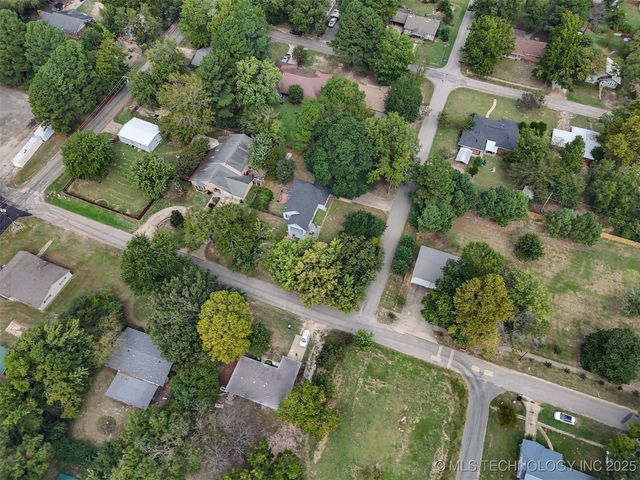 709 NE 2nd, Antlers, OK 74523