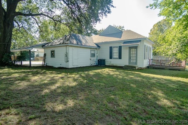 709 NE 2nd, Antlers, OK 74523