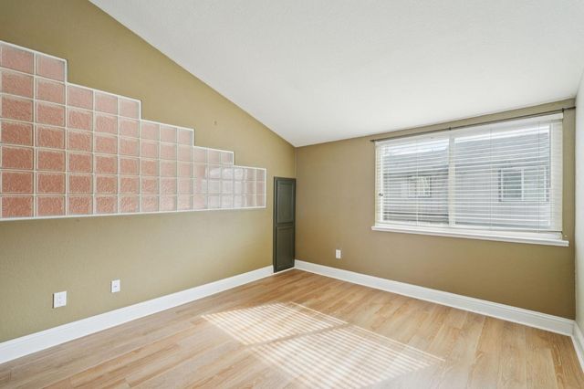 1353 Hood Rd, Sacramento, CA 95825