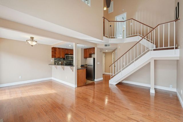 1353 Hood Rd, Sacramento, CA 95825