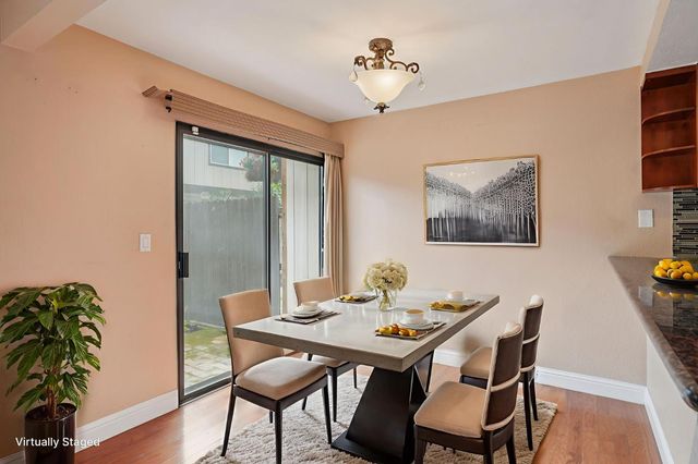 1353 Hood Rd, Sacramento, CA 95825