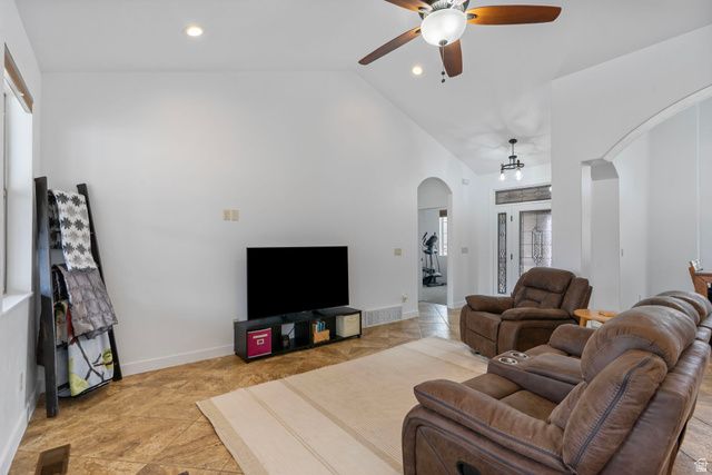 365 W LIZ'S WAY WAY, Monroe, UT 84754