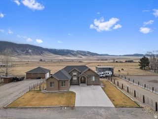 365 W LIZ'S WAY WAY, Monroe, UT 84754
