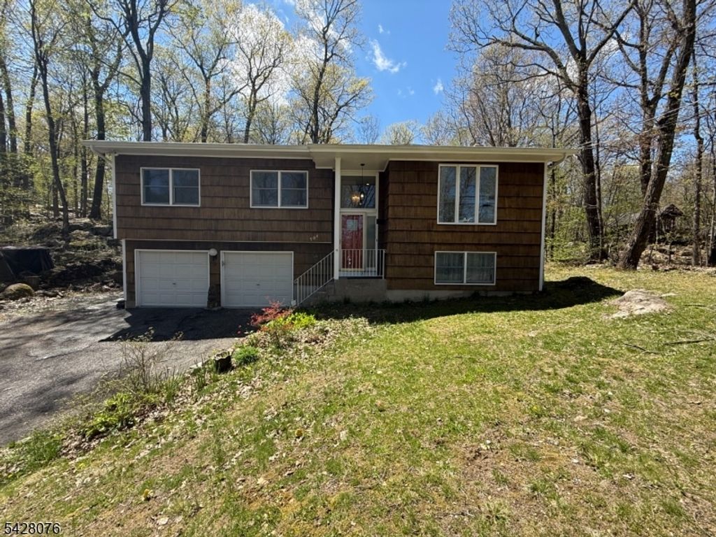 508 Terrace Dr, Vernon Twp., NJ 07422
