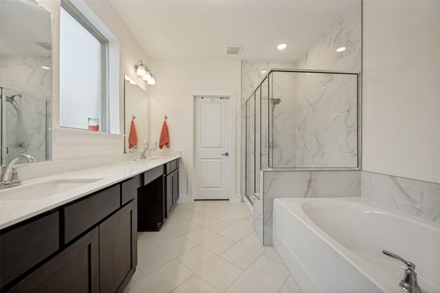 136 Nora Lane, Hickory Creek, TX 75065