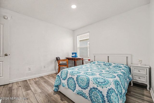 8292 CAPE FOX Drive, Jacksonville, FL 32222