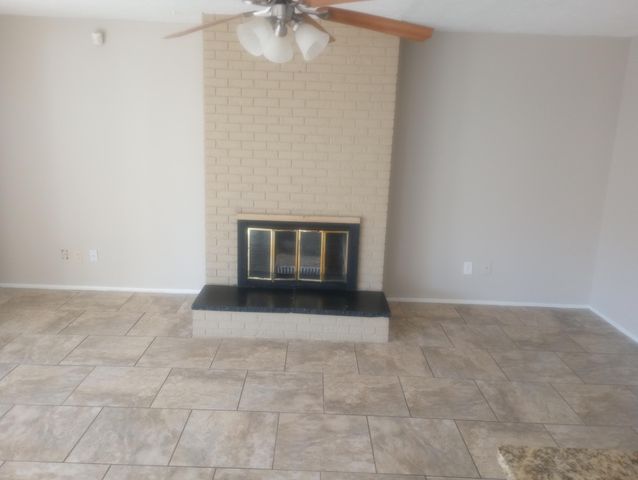11808 Lexington Avenue NE, Albuquerque, NM 87112