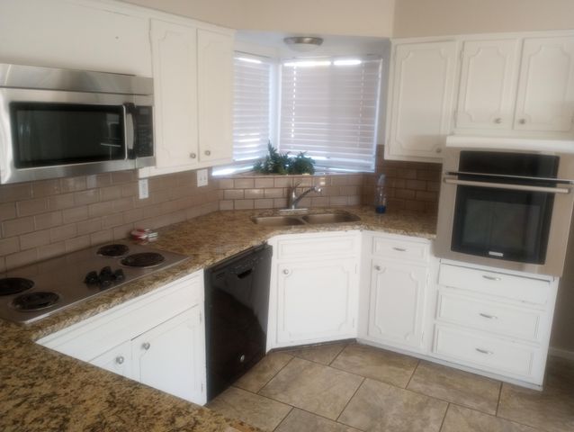 11808 Lexington Avenue NE, Albuquerque, NM 87112