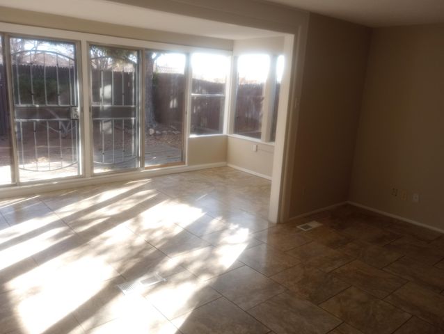 11808 Lexington Avenue NE, Albuquerque, NM 87112