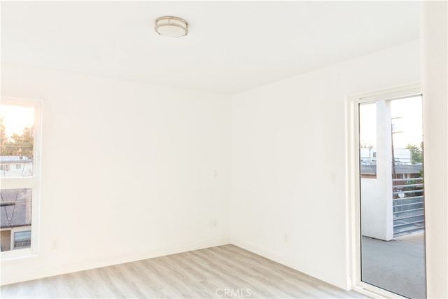 14616 Vanowen, Van Nuys, CA 91405