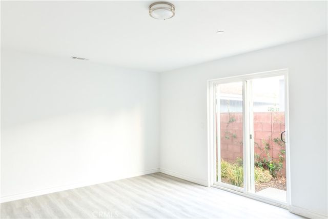 14616 Vanowen, Van Nuys, CA 91405