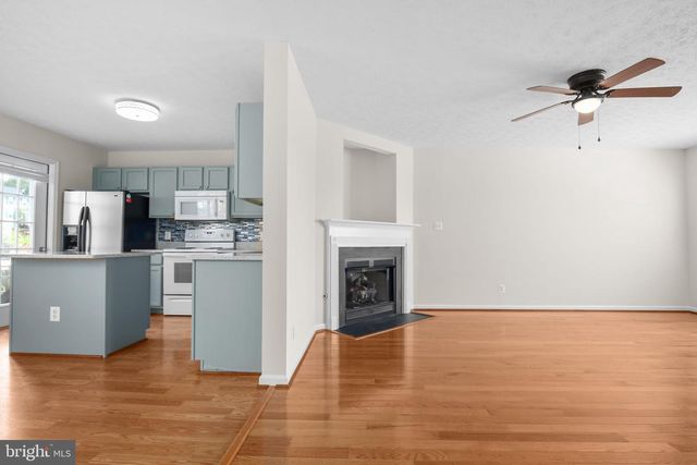 506 KENSINGTON DR, Fredericksburg, VA 22405