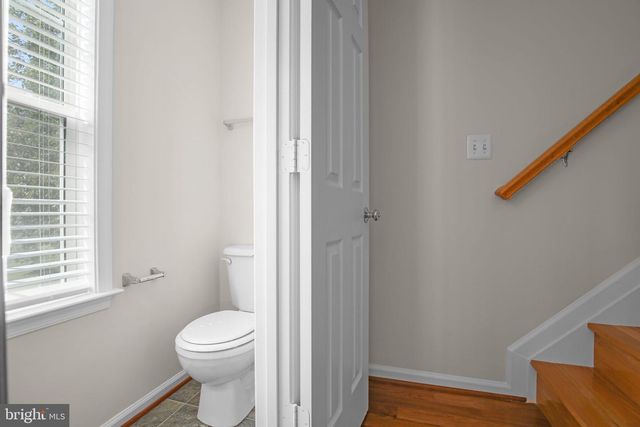 506 KENSINGTON DR, Fredericksburg, VA 22405