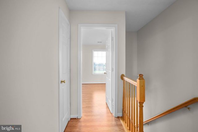 506 KENSINGTON DR, Fredericksburg, VA 22405