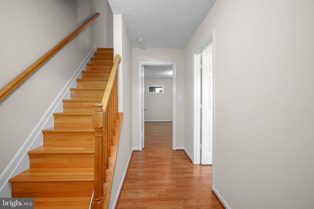 506 KENSINGTON DR, Fredericksburg, VA 22405
