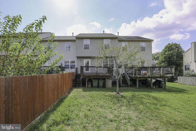 506 KENSINGTON DR, Fredericksburg, VA 22405