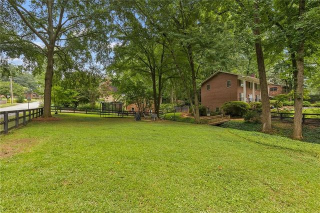 2544 Circlewood Road NE, Atlanta, GA 30345
