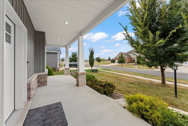 1616 Kassen Avenue, Mahomet, IL 61853