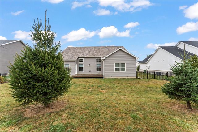 1616 Kassen Avenue, Mahomet, IL 61853