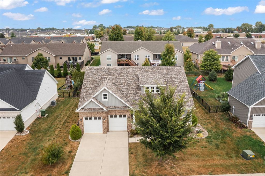 1616 Kassen Avenue, Mahomet, IL 61853