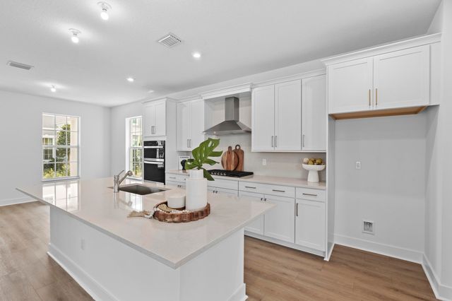 881 SW Bushel Trail, Palm City, FL 34990