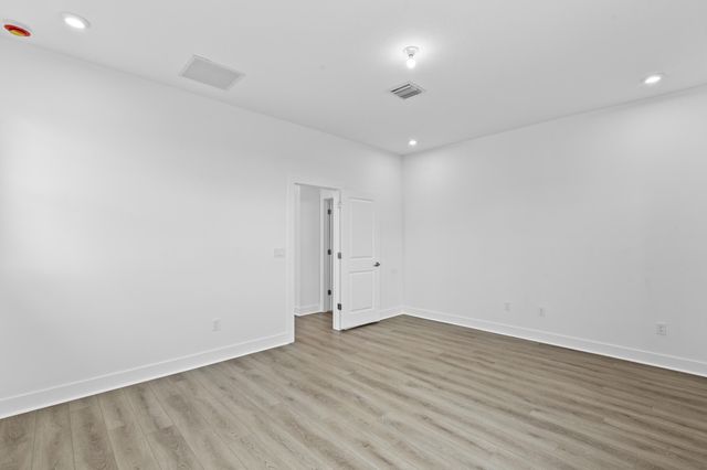 881 SW Bushel Trail, Palm City, FL 34990