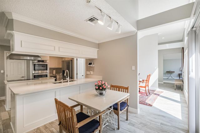 1007 Arrow Hill Road, Houston, TX 77077