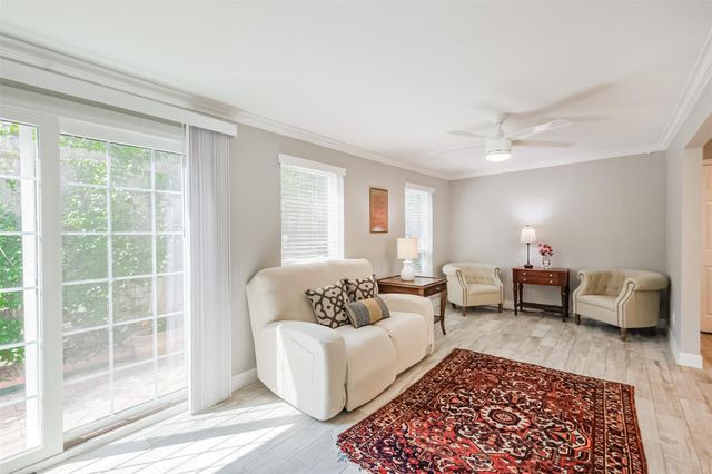 1007 Arrow Hill Road, Houston, TX 77077