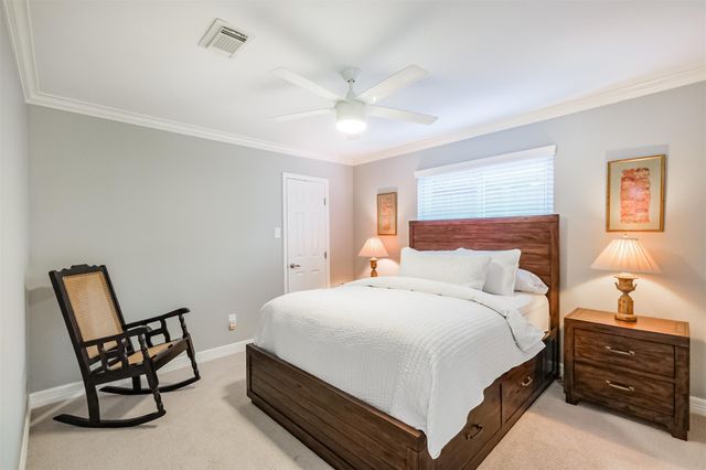 1007 Arrow Hill Road, Houston, TX 77077