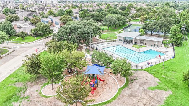 1007 Arrow Hill Road, Houston, TX 77077