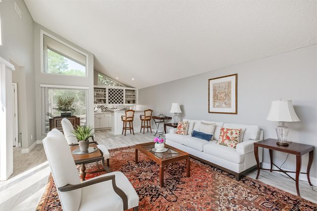 1007 Arrow Hill Road, Houston, TX 77077