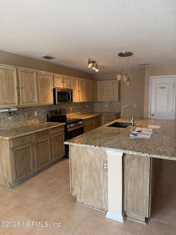 763 ROLAND LAKES Drive, Jacksonville, FL 32220