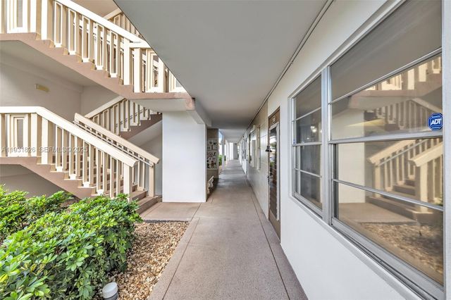 1009 Guildford A 1009, Boca Raton, FL 33434